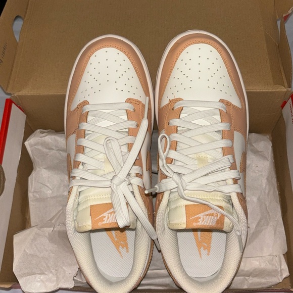 Nike Dunk “Harvest Moon”